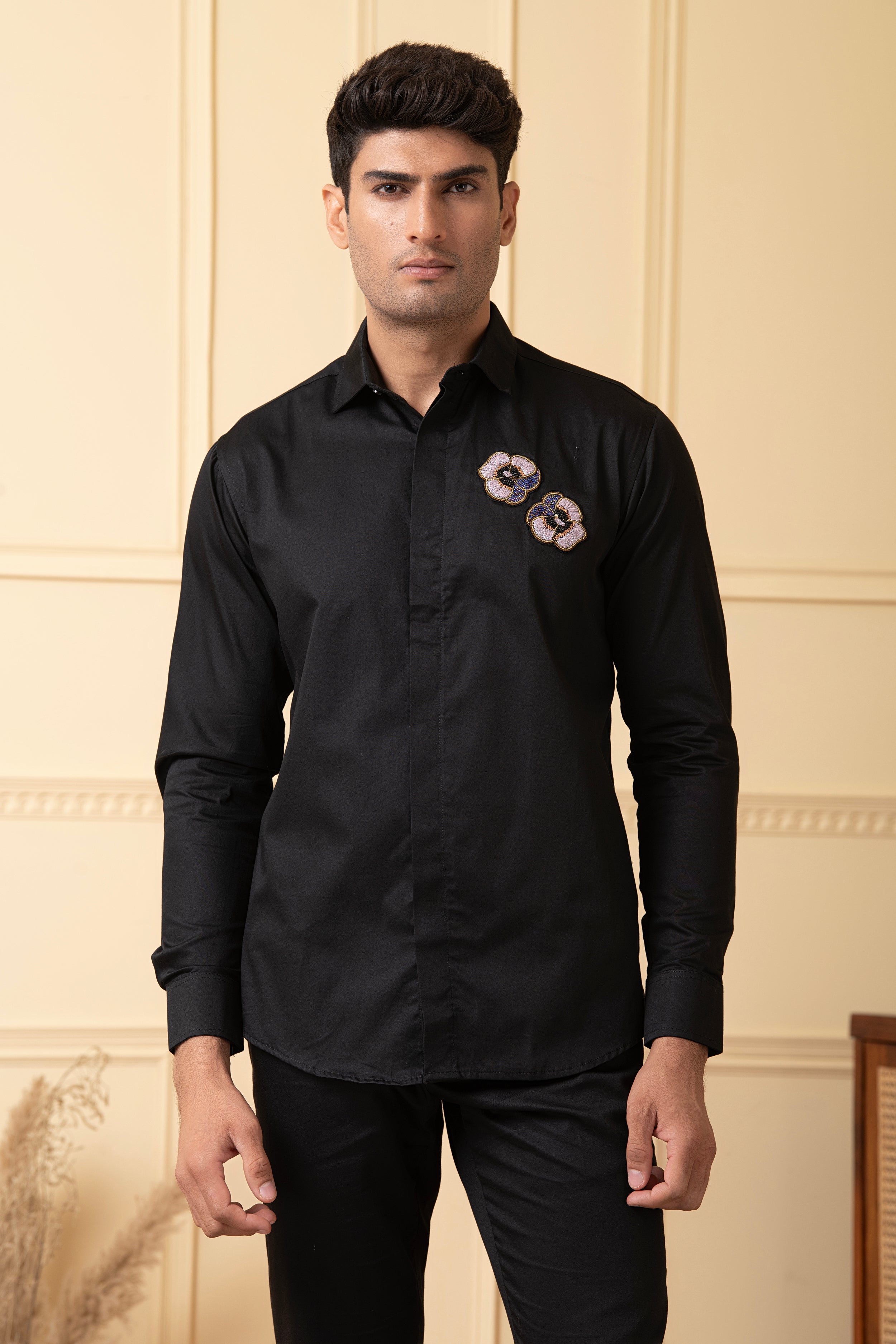 Hilo Design Mens White Designer Shirt Reindeer Embroidery HILO DESIGN